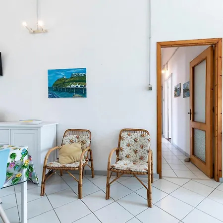 Holiday home Casa Damiano 1935