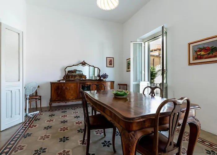 Semesterbostad Casa Damiano 1935